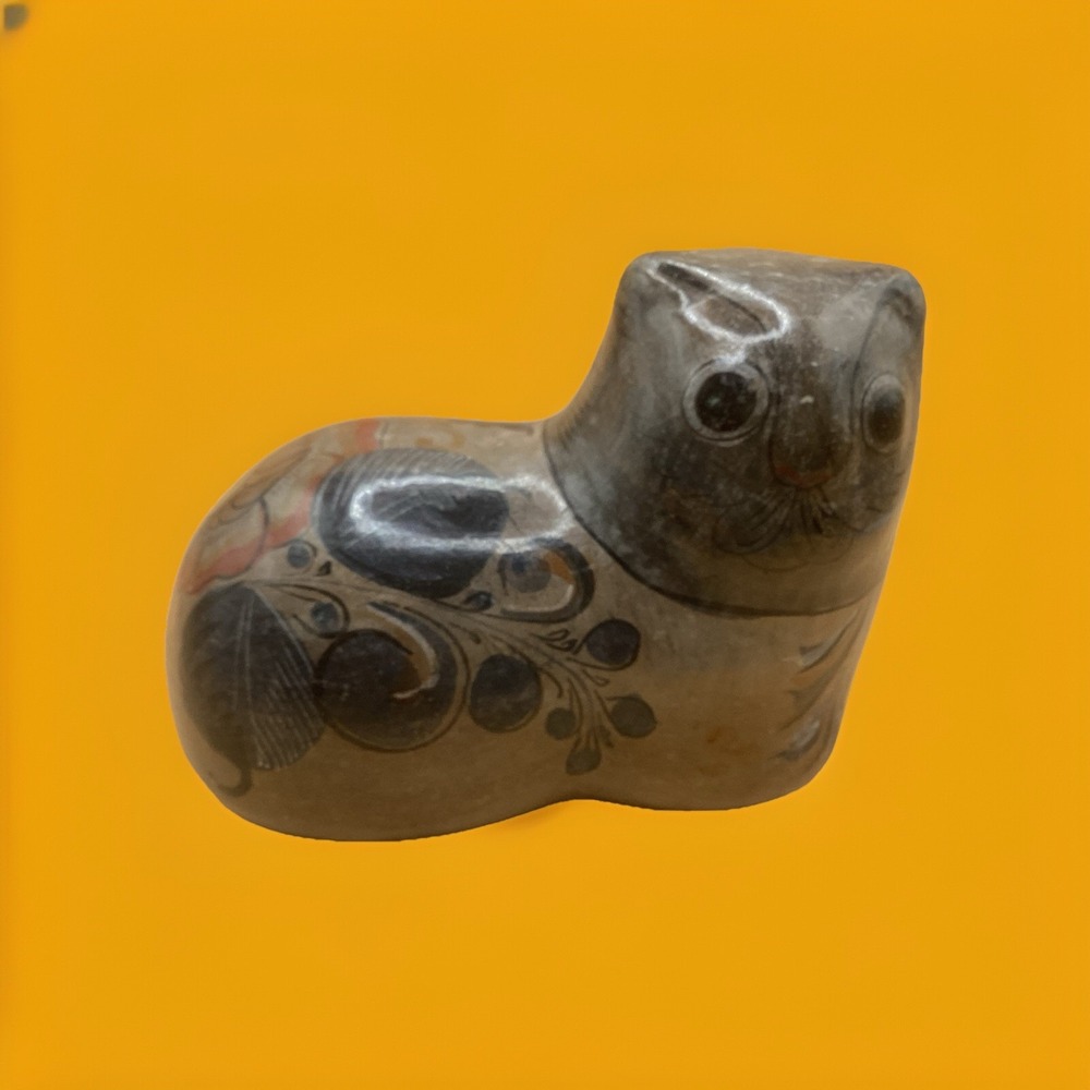 Vintage Signed Tonala‎ Mexican Folk Art Pottery Lying Cat Hand Painted Floral 3"